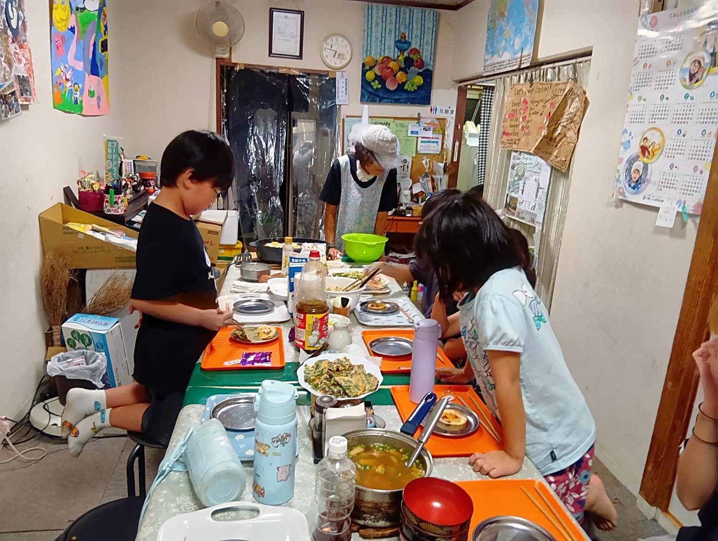 みんなで囲む食卓